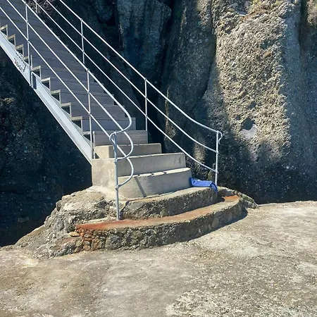 With Private Sea Access In Hébergement de vacances Portofino