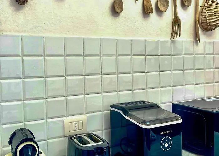 Vakantiehuis With Private Sea Access In *